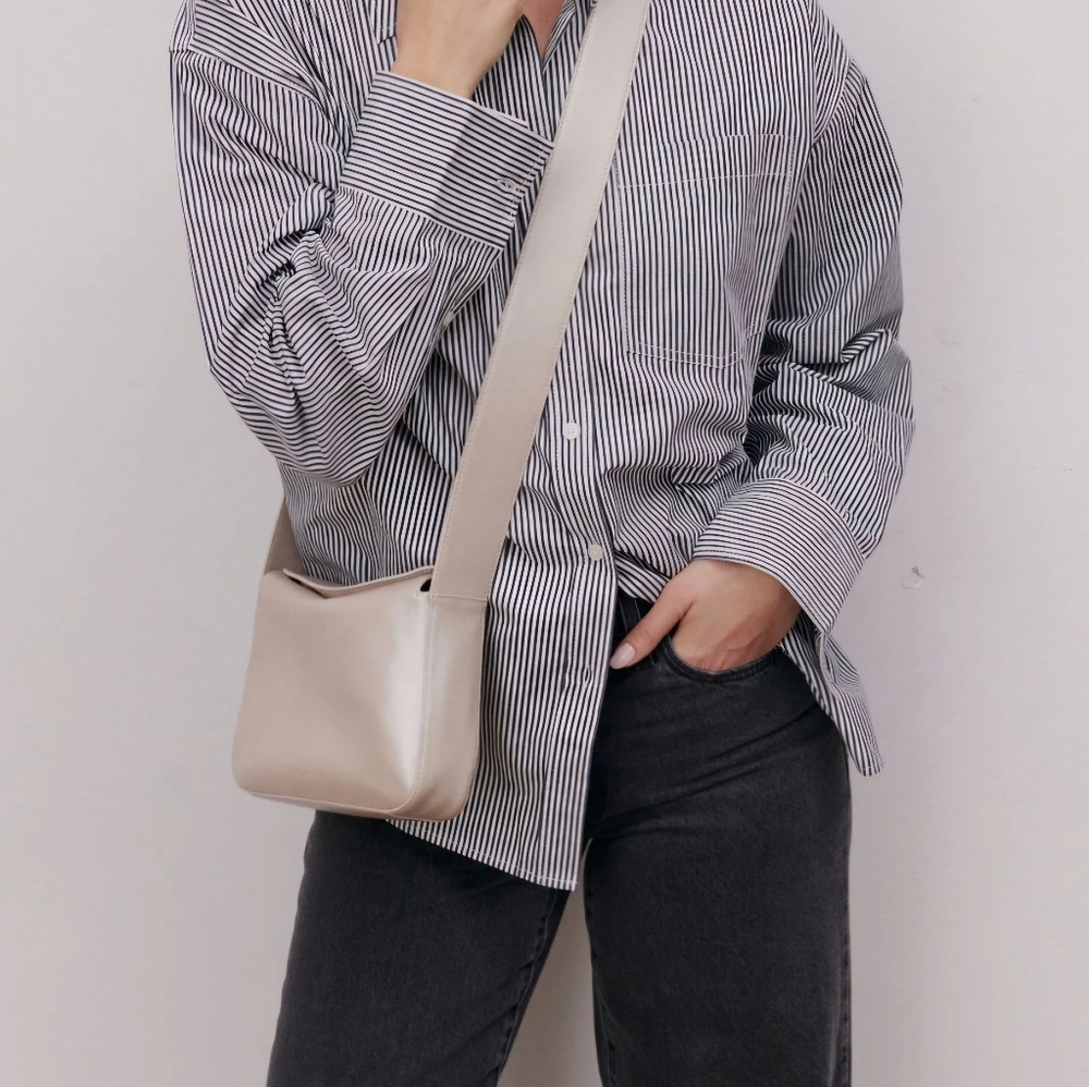 Elegant Cream Shoulder Bag